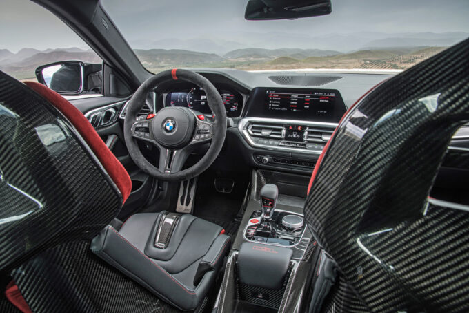 BMW: M4 CSL